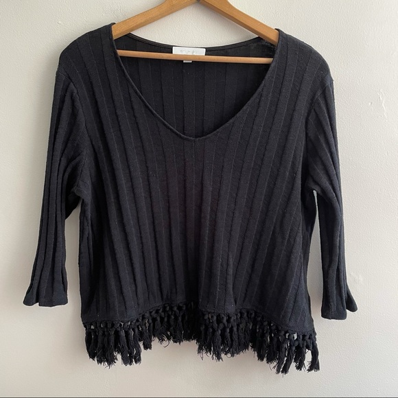 Anthropologie Sweaters - Anthropologie Eri + Ali Ribbed Fringe V-Neck Sweater Black XL